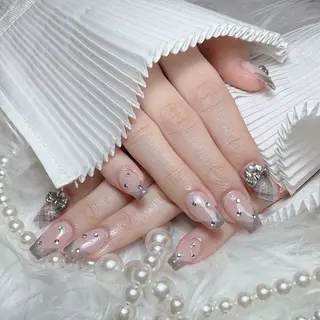 ネイル 🌈Yun nail hyejin💋のネイルデザイン