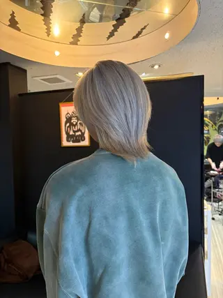 メンズ Hairmakefox所属・栄美容師/ハイトーン /みおなのヘアスタイル