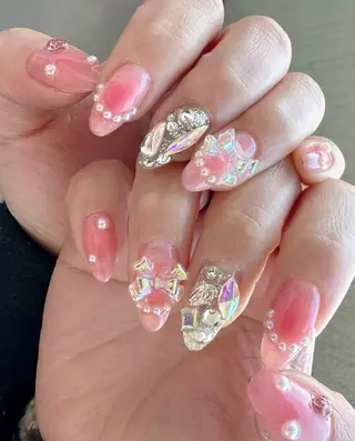 ネイル 新山 聖のネイルデザイン