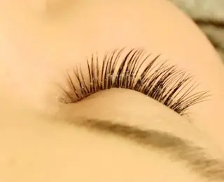 マツエク・マツパ PERFECT LASHスタジオ所属・塩澤 玲子のマツエク・マツパデザイン