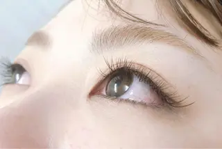 マツエク・マツパ Amaryllis所属・Amaryllis 渡辺のマツエク・マツパデザイン