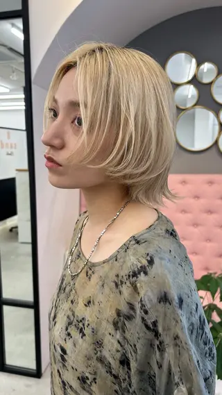 ショート sand大阪梅田所属・くろかわ まいのヘアスタイル
