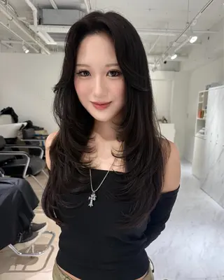 ロング レイヤーカット🫧 🎀Tomoka🎀のヘアスタイル