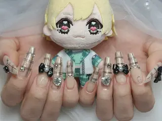 ネイル HANA 長さだしのネイルデザイン