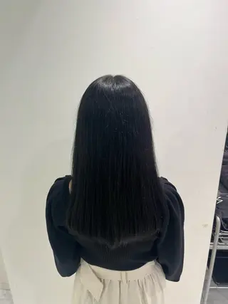 ロング カラー ハイトーンカラー 🦄レイヤーカットのヘアスタイル