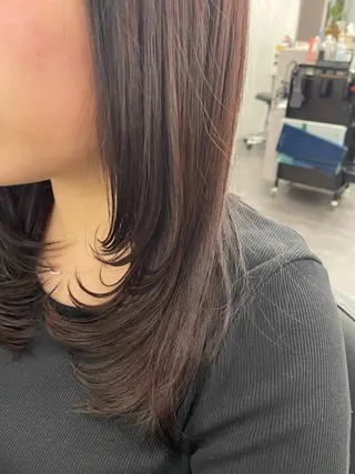 セミロング いとう このみのヘアスタイル