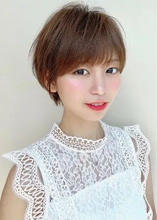 ショート カラー 伊奈 航平のヘアスタイル