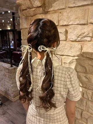 ロング ヘアアレンジ Mei /オリーブ カラー/アレンジのヘアスタイル