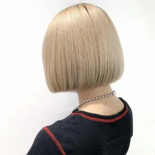 ミディアム ベージュ・グレー ジュ達人KOJIROのヘアスタイル