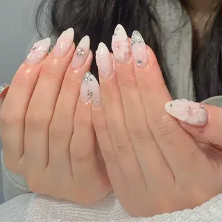 ネイル MIO nail   Osaka所属・Mio nail Osakaのネイルデザイン