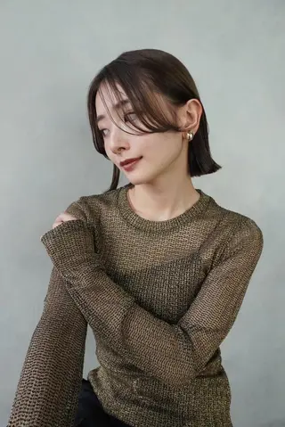 ミディアム カラー CEINE loqのヘアスタイル