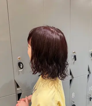 カラー 金田 彩花のヘアスタイル