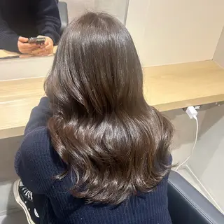 カラー 加藤 麻夢のヘアスタイル