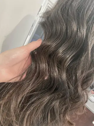 ロング カラー ✨くびれスタイル✨️ 戸嶋穂乃香のヘアスタイル