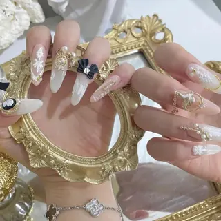 セミロング ネイル フィルイン、長さ出し 深爪矯正のネイルデザイン