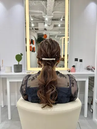 ヘアアレンジ R/🎀 ヘアセット・艶カラーのヘアスタイル