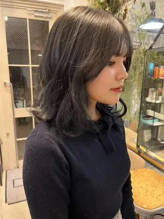 ミディアム カラー ナチュラルなhair / ヨシダトモキのヘアスタイル