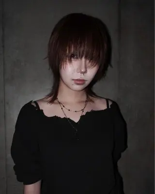 ミディアム Null 表参道所属・岩下昂世/ ハイトーン/デザインのヘアスタイル