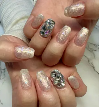 ネイル M.N_ nailのネイルデザイン