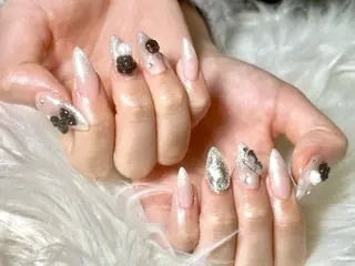 ネイル hohomi .のネイルデザイン