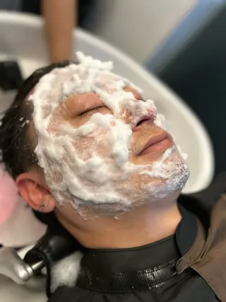 フルヤ タクミのヘアスタイル