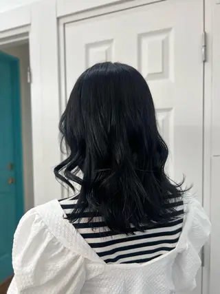 カラー MION✂️ 似合わせカットのヘアスタイル