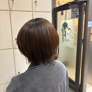 ショート カラー 小顔レイヤー/ 透明感カラー/アヤノのヘアスタイル