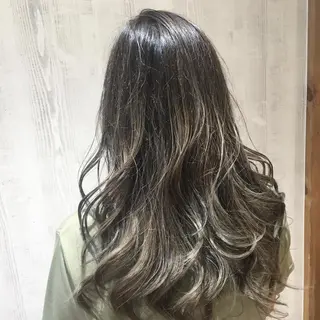 ロング カラー Kazu .Kのヘアスタイル