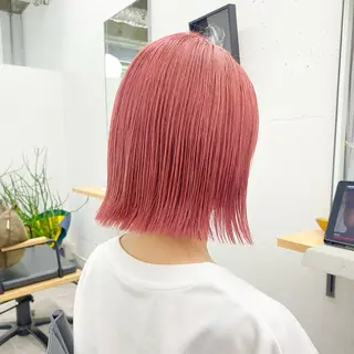 ショート カラー 小西 雅大のヘアスタイル