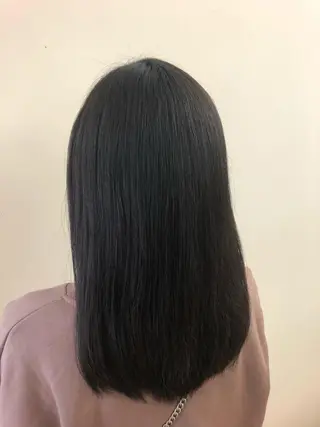 ミディアム 小見山 琴衣のヘアスタイル