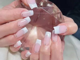 ネイル マツエク・マツパ アイブロウ Nail&eye Belire 新宿のネイルデザイン