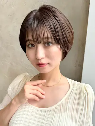 ショート カラー 💍新宿ショート 💍岩田莉奈のヘアスタイル