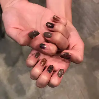 ネイル キラキラ オメメのネイルデザイン