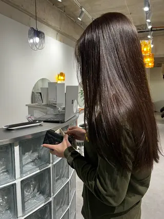 ロング カラー TOIRO所属・山本 麗のヘアスタイル