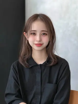 ミディアム カラー Roi ofGiseLのヘアスタイル