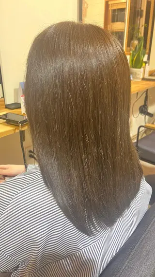 カラー cherir HAIR DESIGN所属・髙木 優花のヘアスタイル