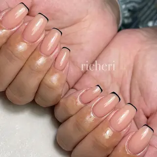 ミディアム ネイル richeri beautyのネイルデザイン