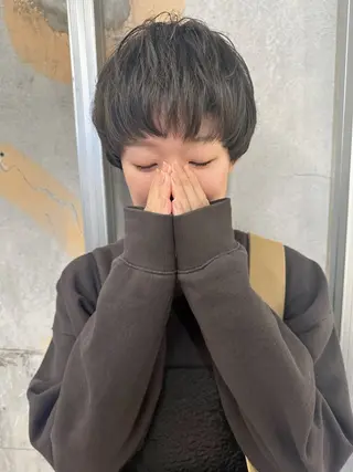 ショート カラー ace share salon 梅田店所属・吉田勇人/ブリーチ なしダブルカラー🩵のヘアスタイル