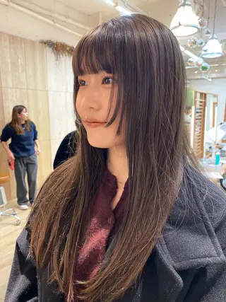 ロング カラー ナチュラルヘア🫧 ナナミのヘアスタイル