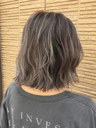 ミディアム HAILEY所属・ブリーチ・縮毛矯正 特化　山下良孝✂️のヘアスタイル