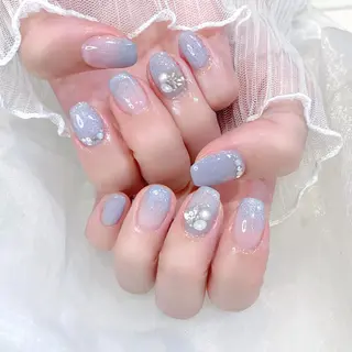 ネイル Kanon 🤍のネイルデザイン