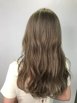 セミロング カラー EMANONシェアサロン心斎橋店所属・韓国メンズヘア　ミル クティボブ　足立佳代のヘアスタイル