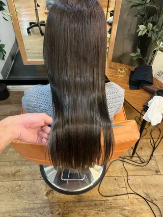 ロング ⚪️髪質改善 縮毛 店長 コウ⚪️のヘアスタイル