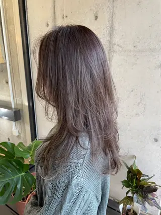 カラー 高橋 朝露のヘアスタイル