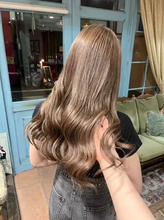 ロング Kanon 心斎橋美容室のヘアスタイル