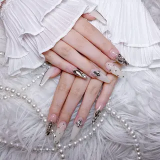 ネイル 🌈Yun nail hyejin💋のネイルデザイン