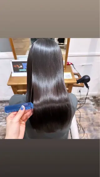 山尾 涼華のヘアスタイル