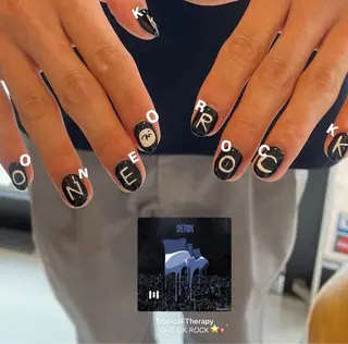 ネイル Allure 小山店 Shioriのネイルデザイン