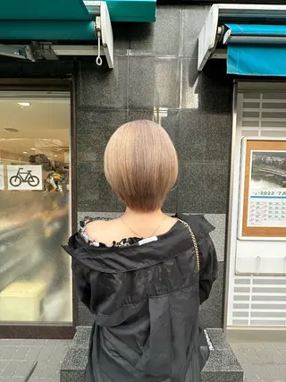 ショート カラー ‪❥ブリーチ💗 MIKUのヘアスタイル