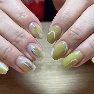 ネイル imymemine所属・渡邊 束紗のネイルデザイン